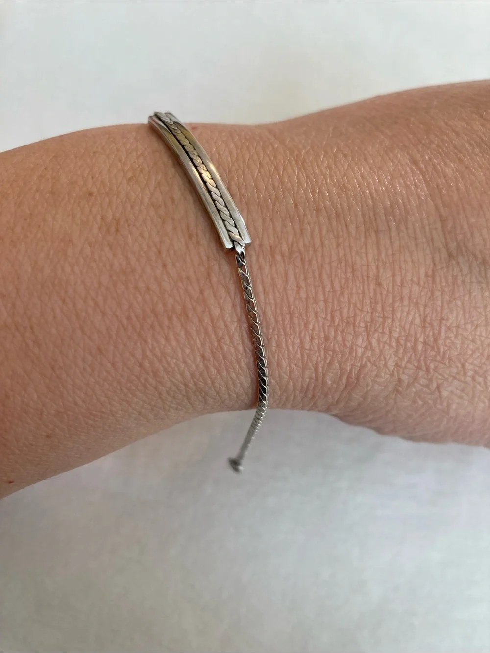 Avon Silver Tone Bracelet